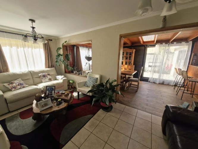 VENTA CASA SAN PEDRO DE LA PAZ - Imagen 1