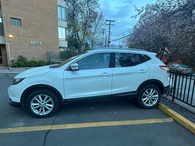 Nissan Qashqai Sense 2017 2.0 Bencinero – Manual - Imagen 7