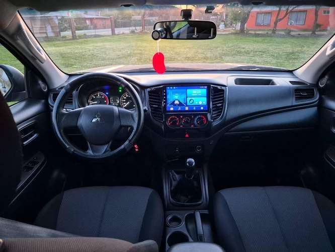 Mitsubishi l200 año 2021 Diesel - Imagen 5