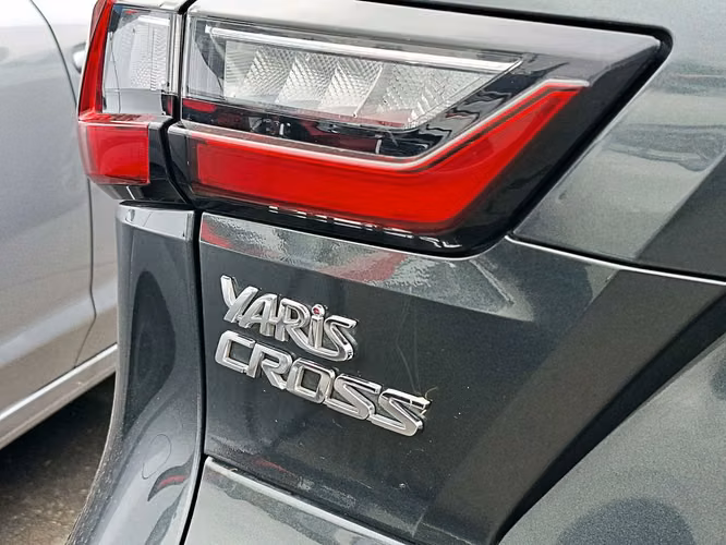 TOYOTA YARIS CROSS 2024 - Imagen 7