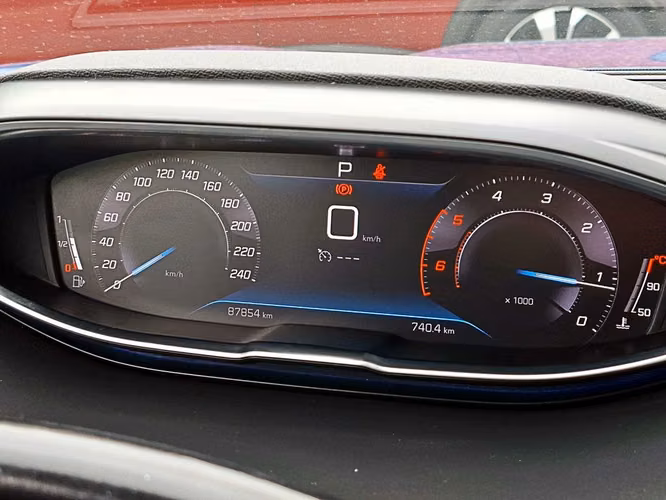 PEUGEOT 3008 2023