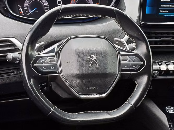 PEUGEOT 3008 2023