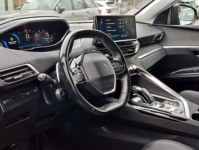 PEUGEOT 3008 2023