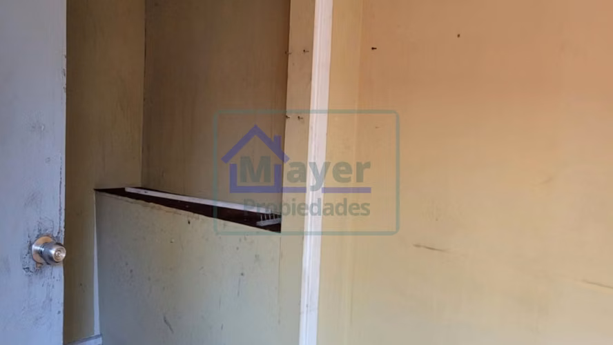 Arriendo Amplio Local Comercial / Galpón con Oficinas - Centro Concepción (Calle Heras 447)