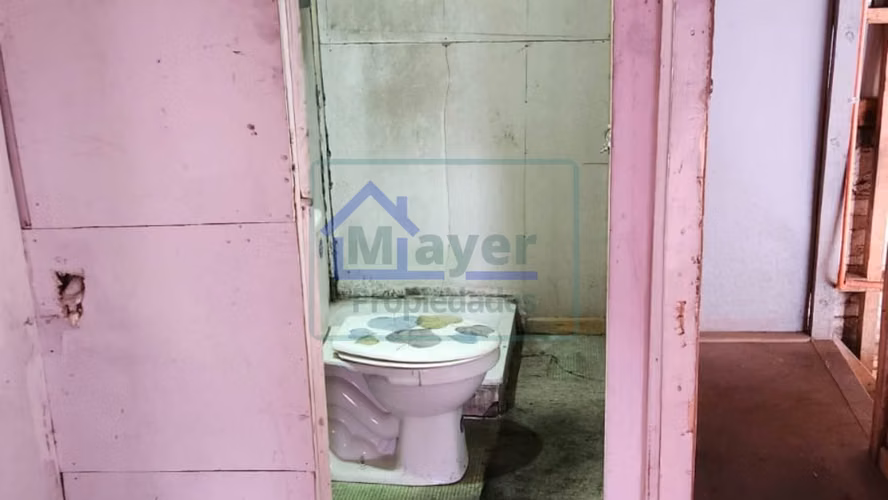 Arriendo Amplio Local Comercial / Galpón con Oficinas - Centro Concepción (Calle Heras 447)