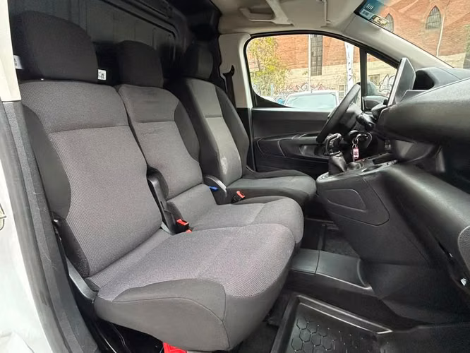 PEUGEOT PARTNER HDI 92 L1 1.6 - 2023 | 4729 - Imagen 16