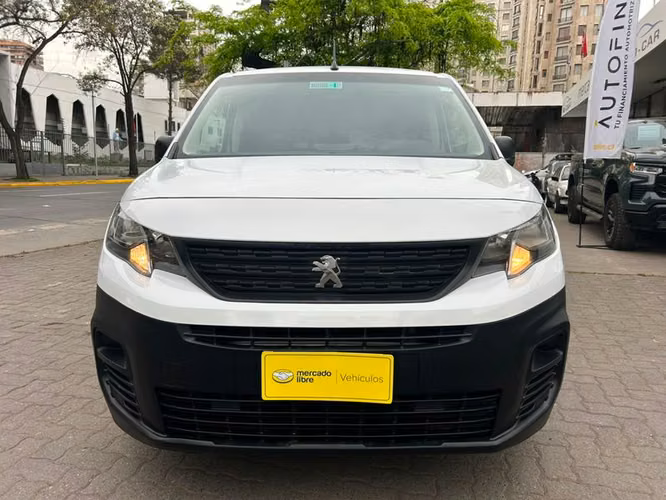 PEUGEOT PARTNER HDI 92 L1 1.6 - 2023 | 4729 - Imagen 2