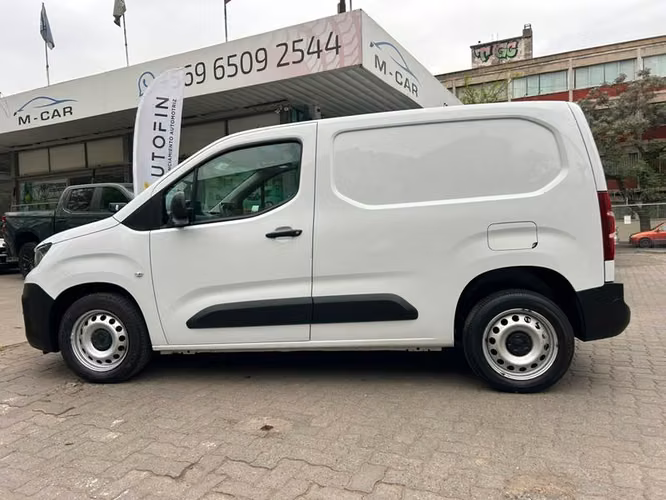 PEUGEOT PARTNER HDI 92 L1 1.6 - 2023 | 4729 - Imagen 4