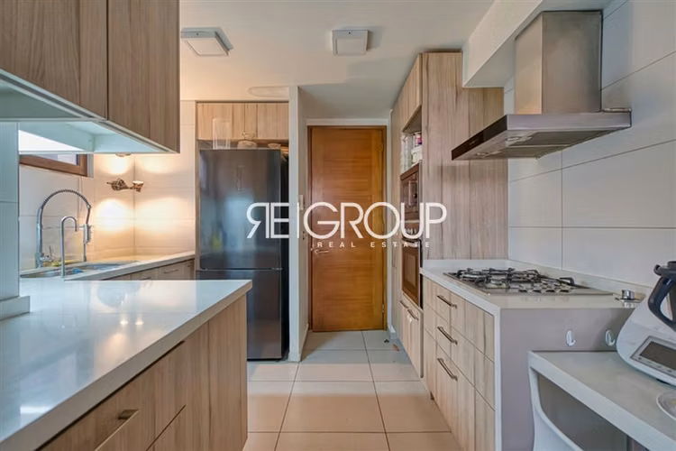 Departamento en venta de 3 dorm. en Lo Barnechea