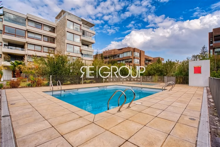 Departamento en venta de 3 dorm. en Lo Barnechea
