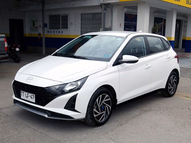 HYUNDAI I20 2025