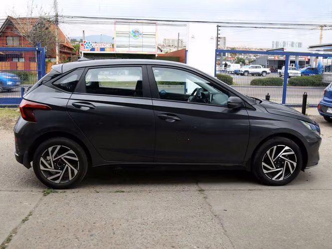 HYUNDAI I20 2025 - Imagen 4