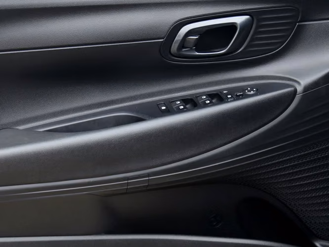 HYUNDAI I20 2025 - Imagen 11