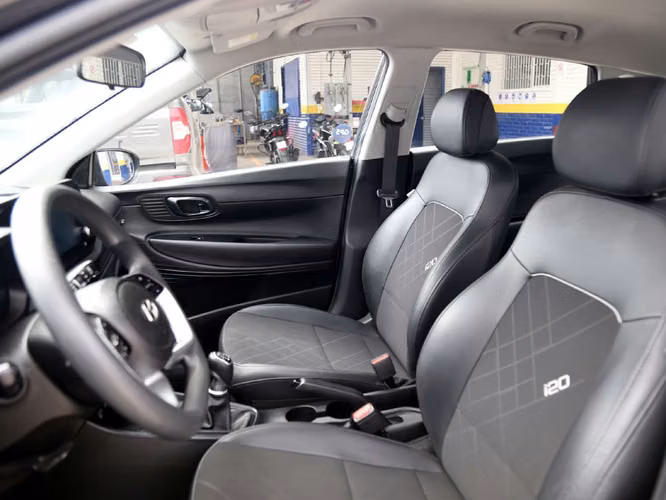 HYUNDAI I20 2025 - Imagen 12