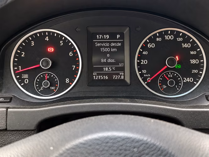 VOLKSWAGEN TIGUAN AT 2.0 - 2012 | 4841 - Imagen 8