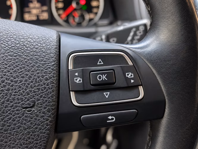 VOLKSWAGEN TIGUAN AT 2.0 - 2012 | 4841 - Imagen 10