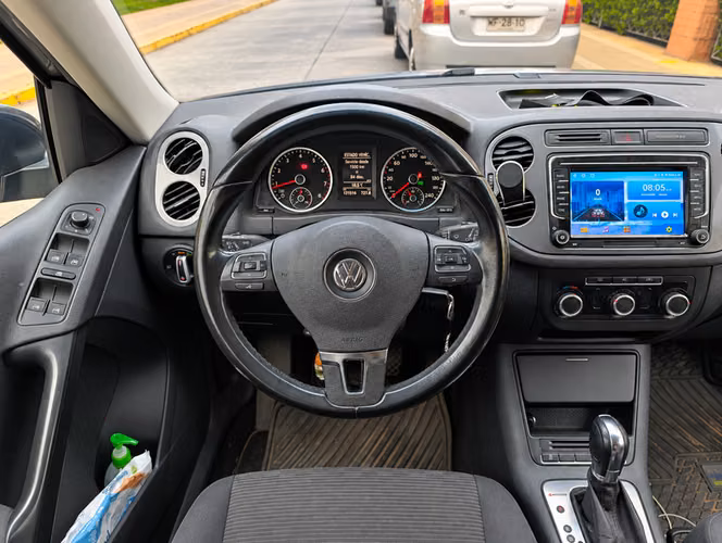 VOLKSWAGEN TIGUAN AT 2.0 - 2012 | 4841 - Imagen 9