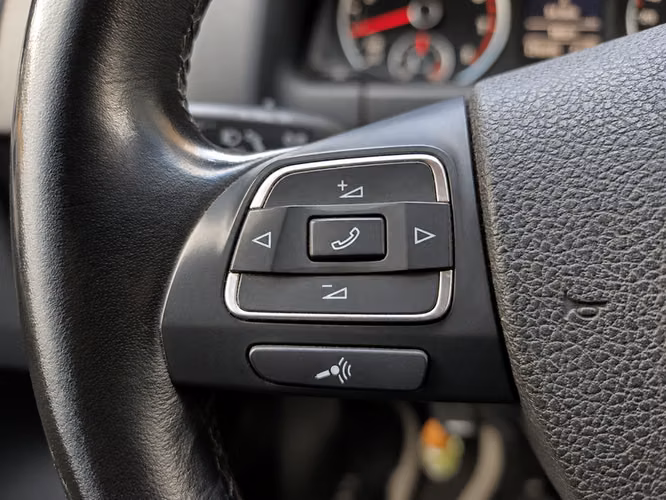 VOLKSWAGEN TIGUAN AT 2.0 - 2012 | 4841 - Imagen 11