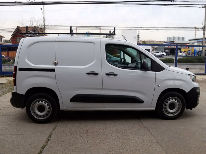 PEUGEOT PARTNER 2024 - Imagen 4