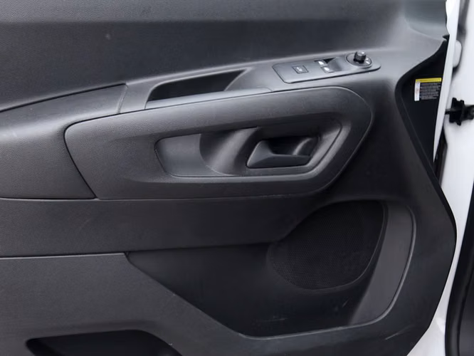 PEUGEOT PARTNER 2024 - Imagen 13