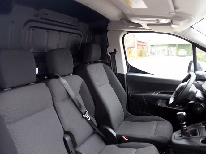 PEUGEOT PARTNER 2024 - Imagen 17