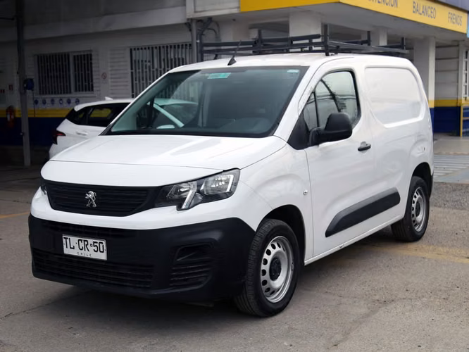 PEUGEOT PARTNER 2024