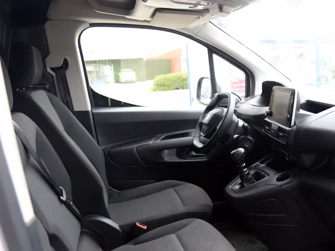 PEUGEOT PARTNER 2024 - Imagen 16