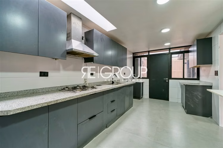 Casa en venta de 3 dorm. en Vitacura - Imagen 5
