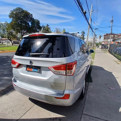 Ssangyong stavic d 2.0 2018 - Imagen 4