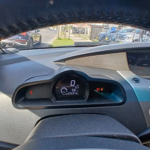 Ssangyong stavic d 2.0 2018 - Imagen 17