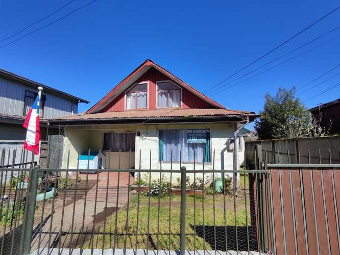 Casa venta 5D + 1 Baños + estacionamiento ; Apta para subsidio y credtio