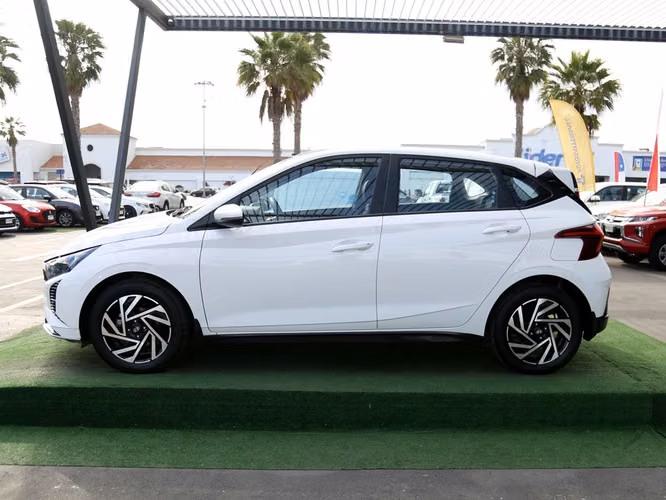HYUNDAI I20 2025 - Imagen 10