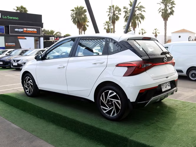 HYUNDAI I20 2025 - Imagen 9