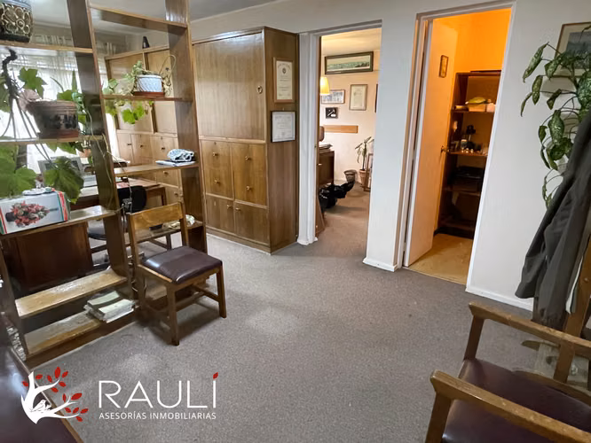 Oficina en Venta en Centro de Valdivia – 42 m², Excelente Ubicación e Iluminación - Imagen 4