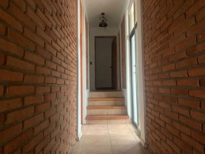 Amplia Casa Familiar en Entorno Tranquilo (184645)