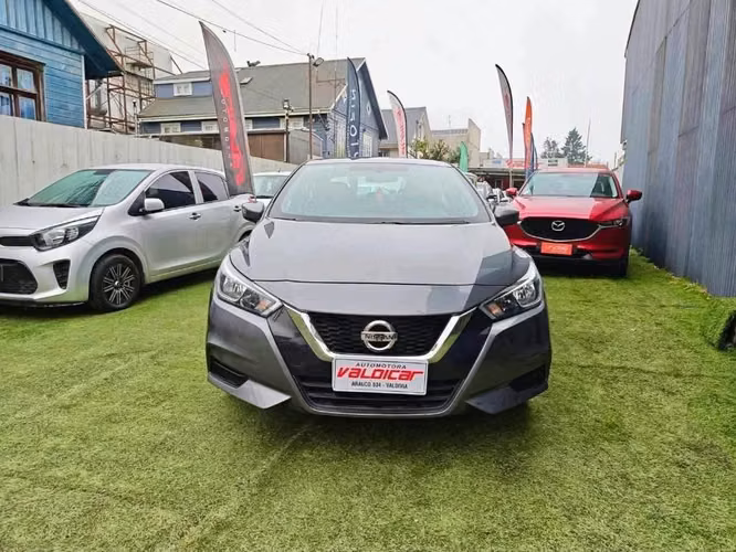 NISSAN VERSA 2021 - Imagen 2