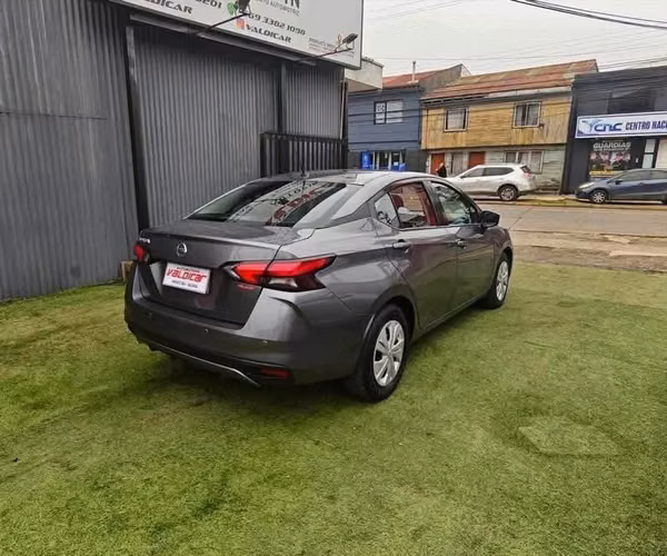 NISSAN VERSA 2021 - Imagen 4