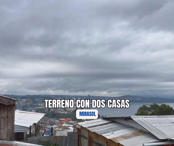 Terreno 342 m2 con 2 viviendas en Puerto Montt (184677)