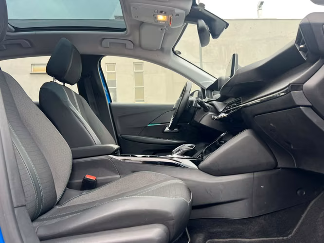 Peugeot 208 1.2 Puretech AT GT 2021 - Imagen 14