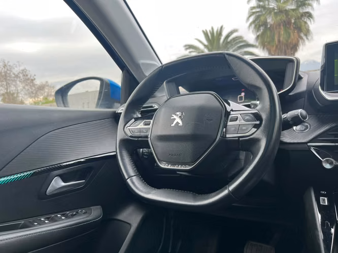 Peugeot 208 1.2 Puretech AT GT 2021 - Imagen 12