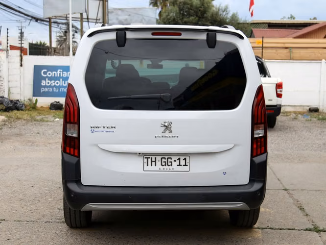 PEUGEOT RIFTER 2024 - Imagen 8