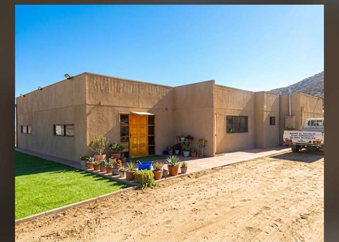 PRECIOSA PARCELA 5000 M2 CON PISCINA EN EL ELQUI