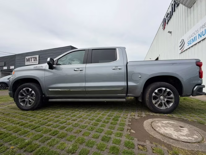 Chevrolet Silverado 3.0 HIGH COUNTRY 4X4 AT 4P	 2024 - Imagen 8