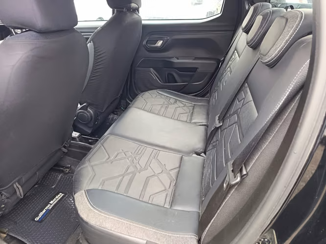 Ram 700 1.3 LARAMIE 4X2 - Imagen 16