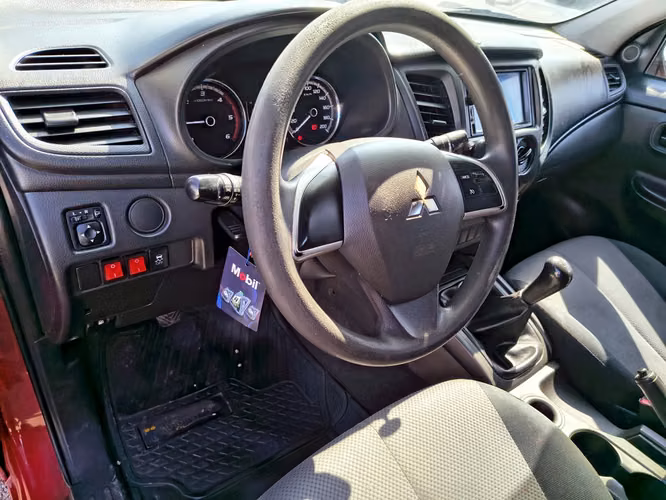 MITSUBISHI L200 2021 - Imagen 11