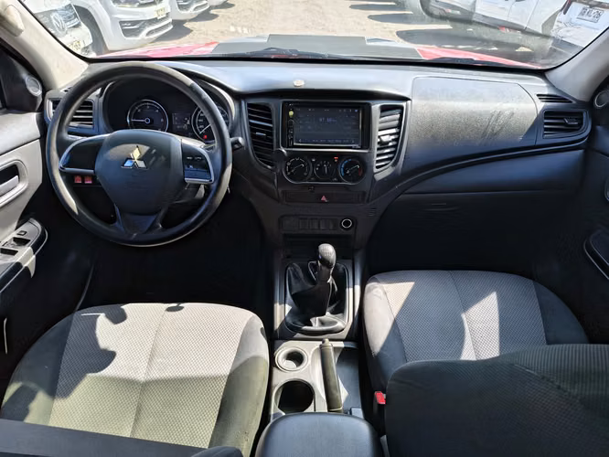 MITSUBISHI L200 2021 - Imagen 16