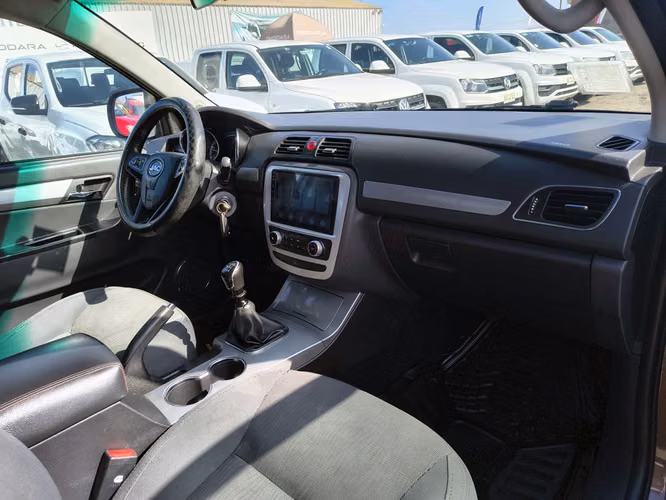 JAC T6 2019 - Imagen 19