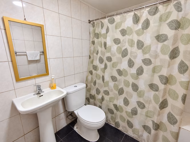 Casa de 3 dormitorios con patio en Las Compañías, La Serena - Imagen 9