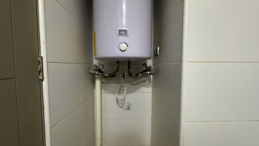 OPORTUNIDAD DE HOME STUDIO | CERCA DEL METRO CUMMING - Imagen 7