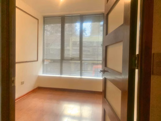 Oficina de 145 m2 con siete privados (39099) - Imagen 20